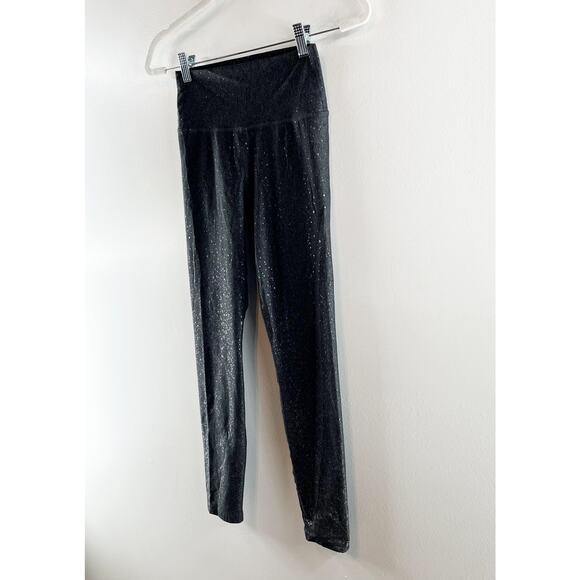 Carbon38 High Rise Foil Leggings in Melt Heather Gray Medium - Picture 9 of 10